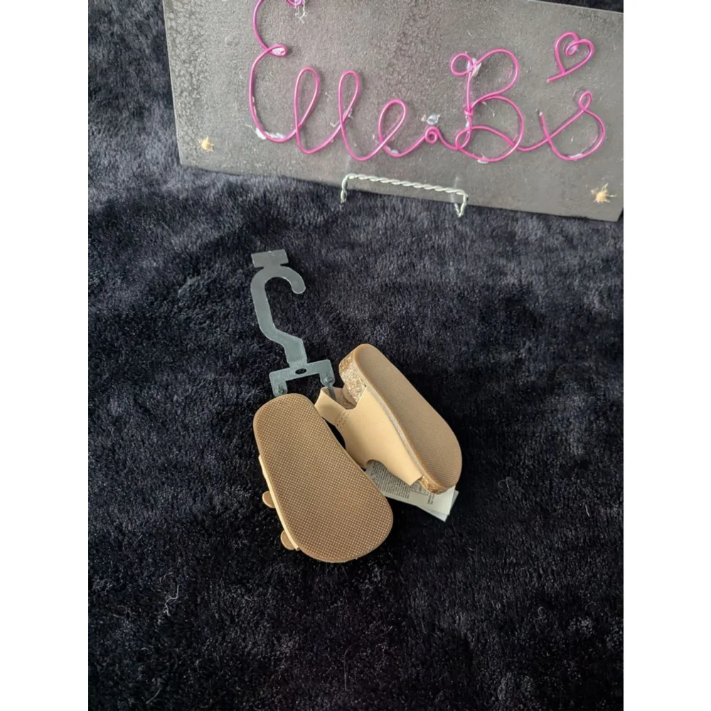 NWT Old Navy Tan Baby Sandals 0-3M